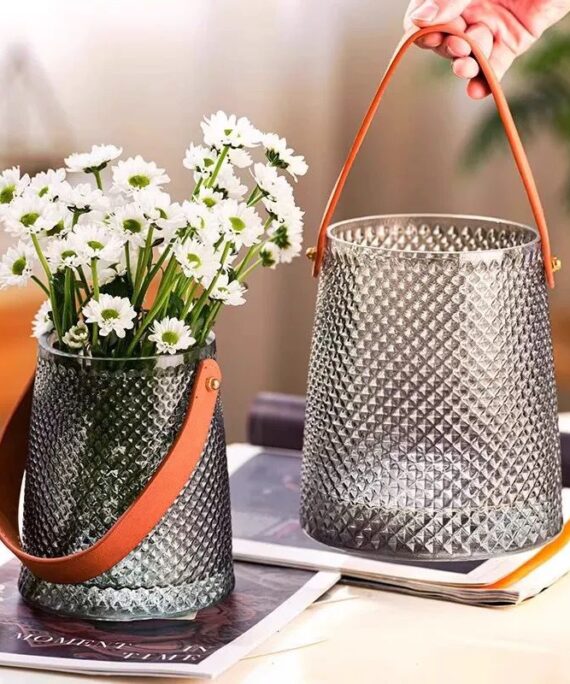 NOMAD Glass Vase – Leather Handle Edition