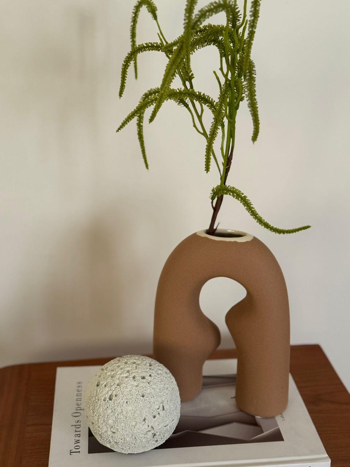 vase - Image 3