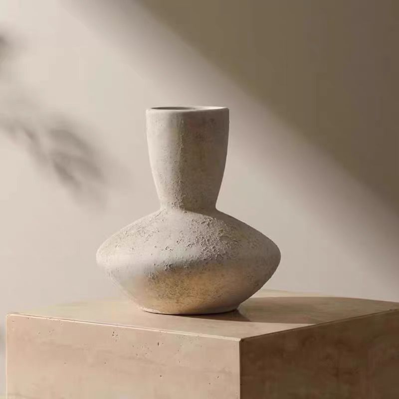The "Mesa" Ribbed Ceramic Vase (Available in 2 Sizes) - Image 3