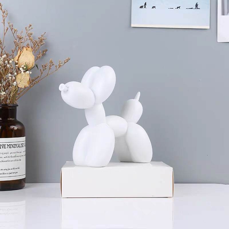 Balloon Dog Sculpture - Image 4