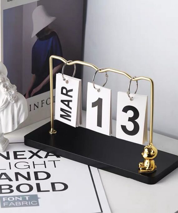 Livvi Minimalist Bear Desk Calendar