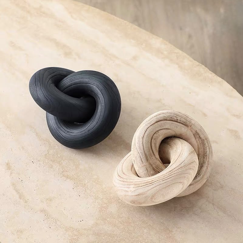 livvi Wooden Interlocking Chain Link Sculpture - Image 4