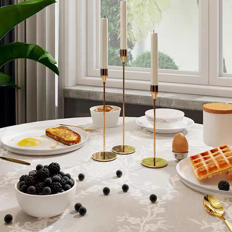 Livvi Minimalist Taper Candle Holder Set (3-Piece)